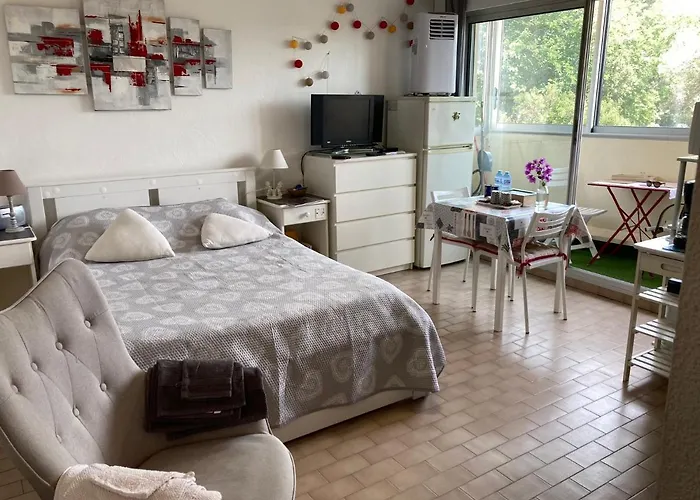 Studio Confort Et Lumineux Avec Loggia Et Parking